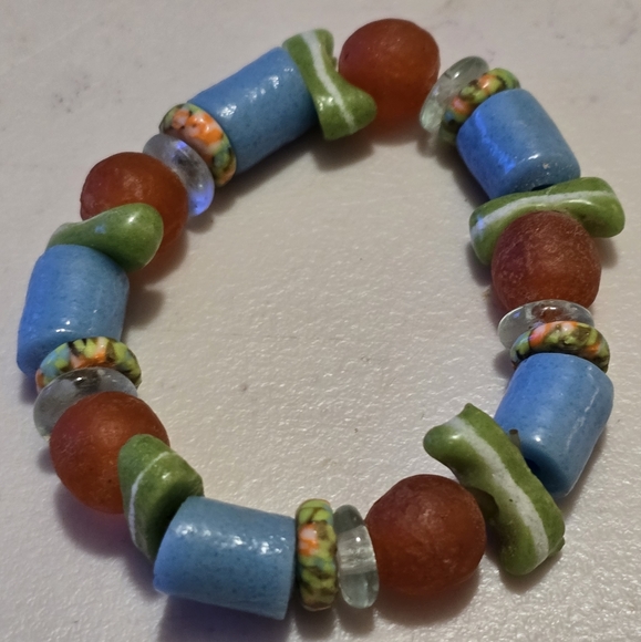 Crazy Handmade Stretchy Beaded Bracelet L7 - Picture 2 of 2